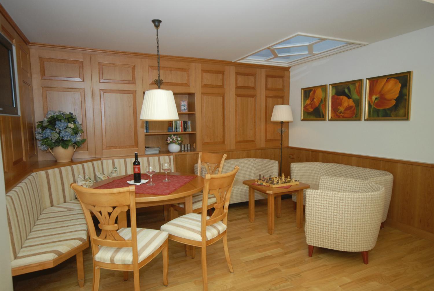 Gasthof Hotel Hauslwirt Голинг ан дер Залцах Екстериор снимка